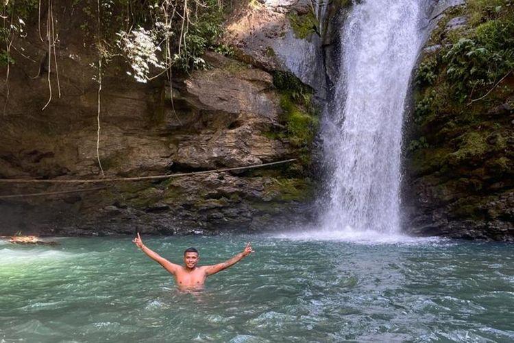 Air-Terjun-Cunca-Antar-salah-satu-wisata-air-terjun-di-NTT.jpg