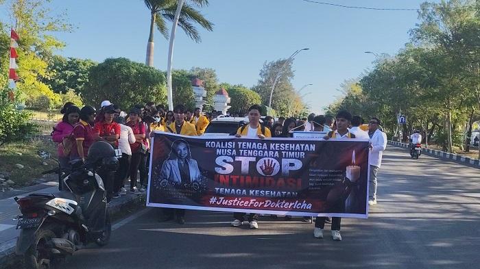 BREAKING NEWS: Tenaga Kesehatan Gelar Aksi Damai di DPRD NTT, Tuntut Keadilan bagi dr. Icha - Pos-kupang.com
