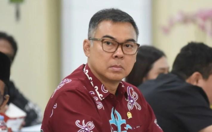 Anggota-DPR-RI-Rycko-Menoza-tegaskan-KUR-di-bawah-Rp100-Juta-tanpa-agunan.jpg