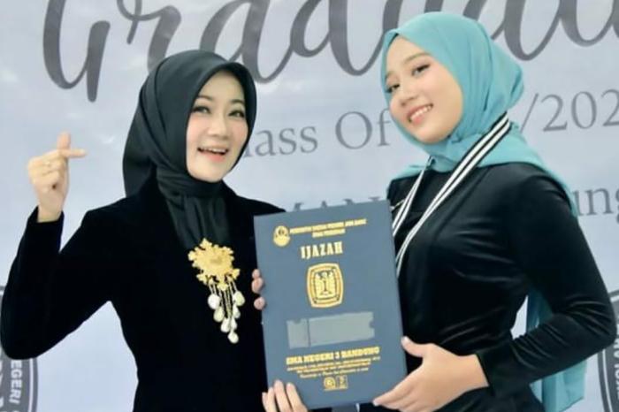 Anak Ridwan Kamil Lepas Hijab, Camillia Azzahra Sampai Pamer Foto dengan Rambut Berwarna