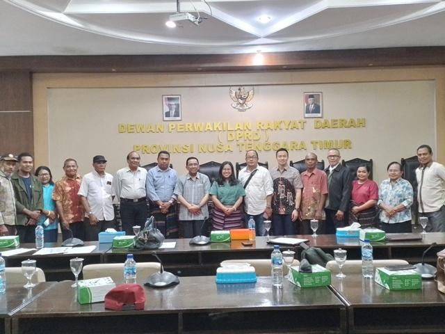 Keluhkan Sistem PPDB 2023, BMPS NTT dan 12 Kepsek SMA/SMK Swasta Kota Kupang RDP dengan DPRD NTT