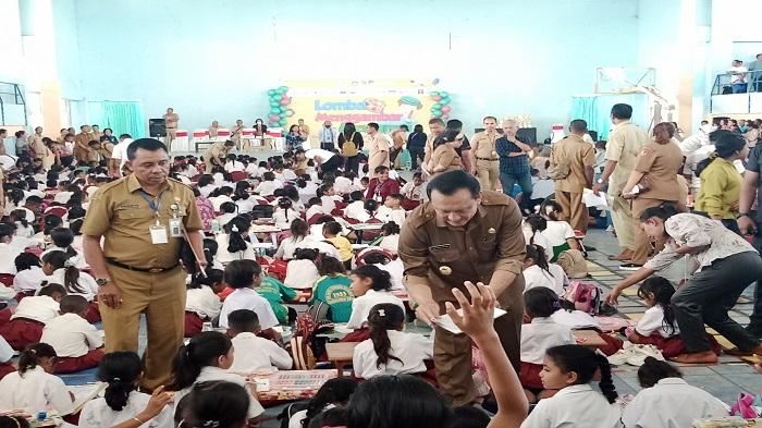 Bupati Belu Buka Kegiatan Lomba Menggambar dan Mewarnai yang Digelar Pos Kupang di GOR Atambua