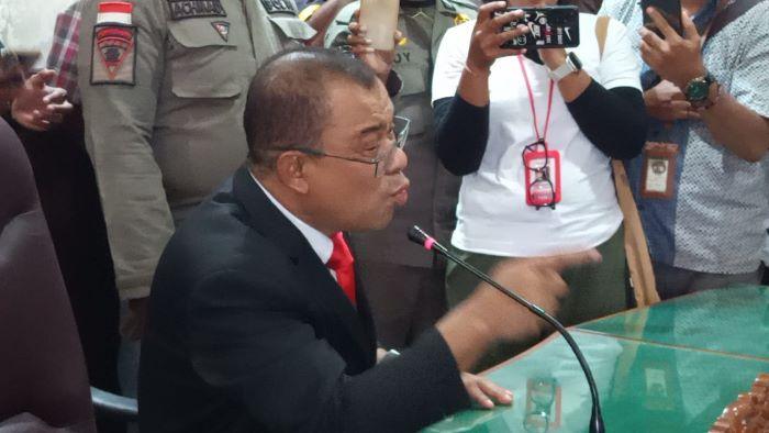 Bupati-Ende-dialog-dengan-GMNI-Ende.jpg