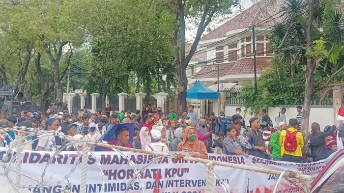 DEMO-DI-KPU-RI_99.jpg
