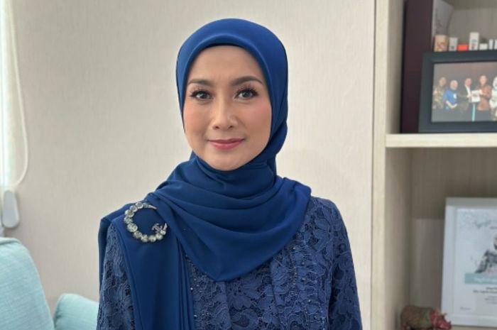 Desy-Ratnasari-mengaku-tidak-terlalu-memikirkan.jpg