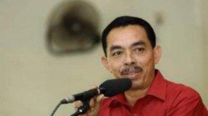 Dr-Marsel-Robot-MSi-pengamat-pendidikan-dari-Universitas-Nusa-Cendana.jpg