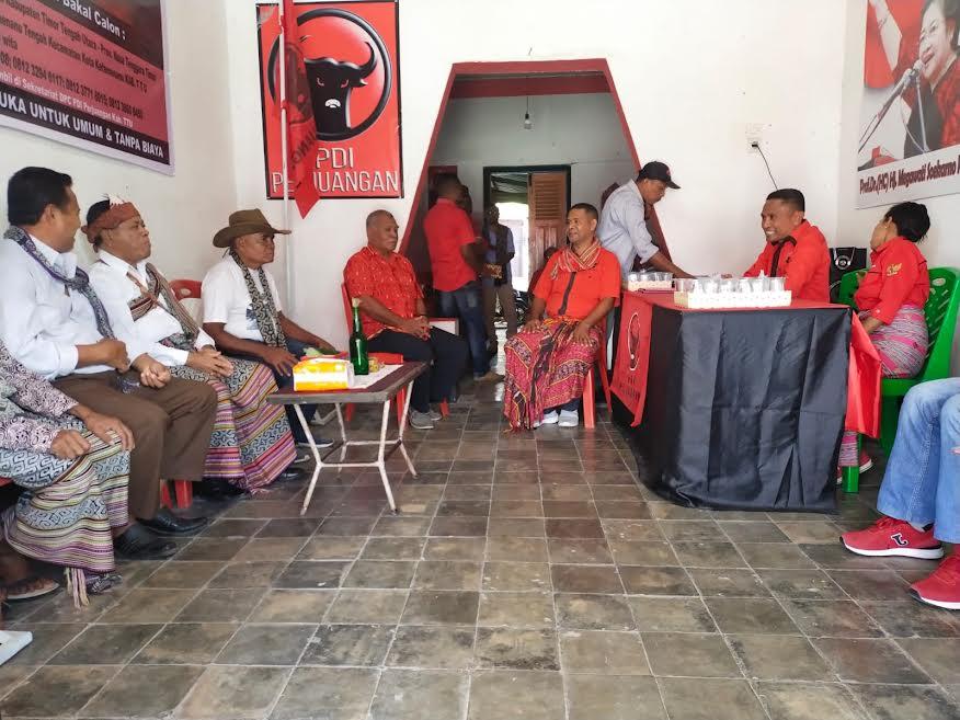 Pilkada Timor Tengah Utara, Ini Penjelasan Eusabius Binsasi Usai Daftar Diri Menjadi Calon Bupati