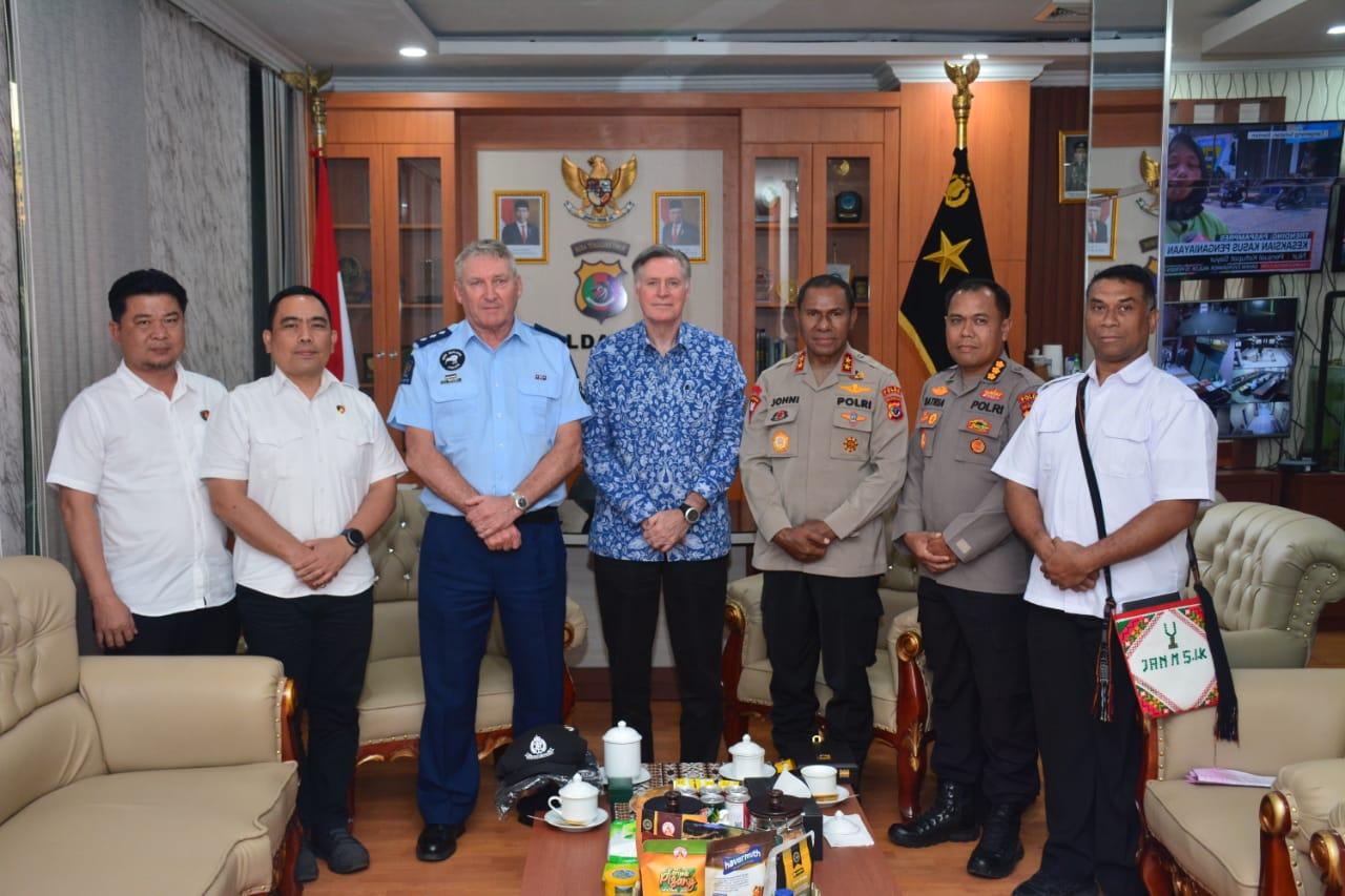 Dubes New Zealand Ambassador Kevin Burnett Temui Kapolda NTT, Ada Apa?