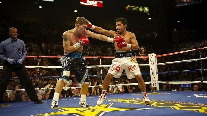 Foto-kenangan-pertarungan-Ricky-Hatton-melawan-Manny.jpg