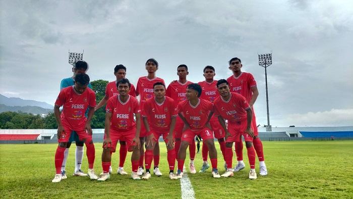 Foto-pemain-Perse-Ende-saat-laga-latih-tanding.jpg