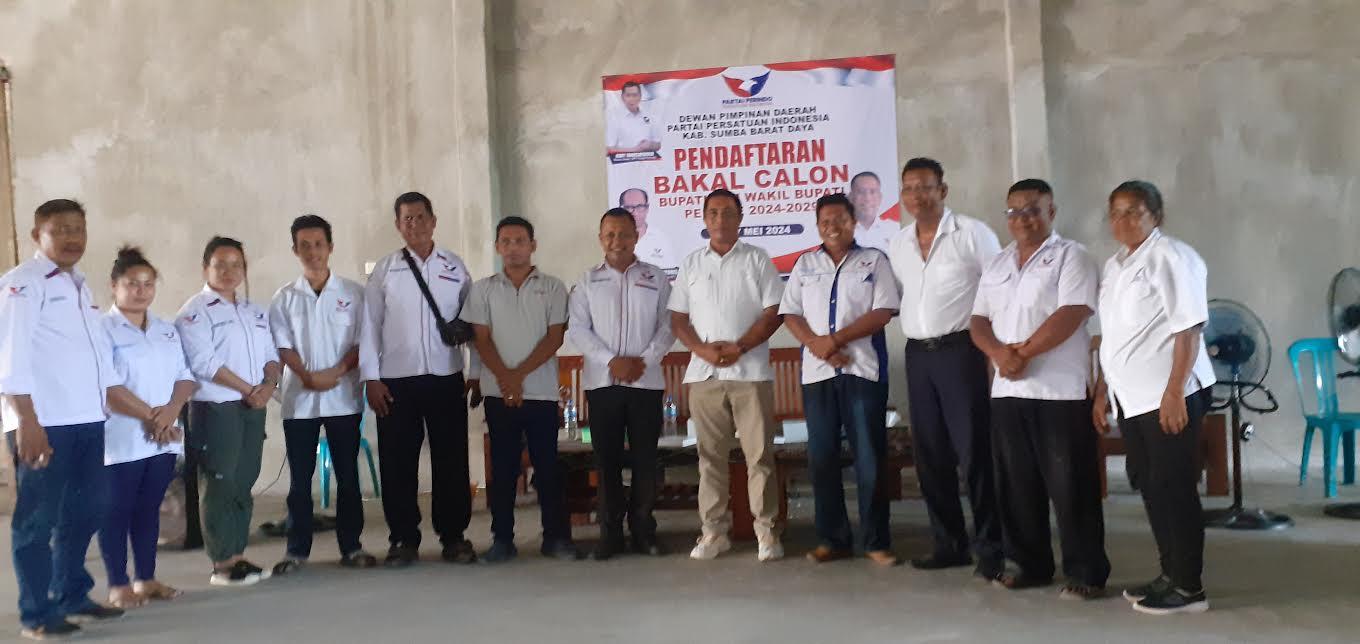 Pilkada Sumba Barat Daya, Alex Rangga Pija Janji Besarkan Parpol Usai Daftar di Gerindra dan Perindo