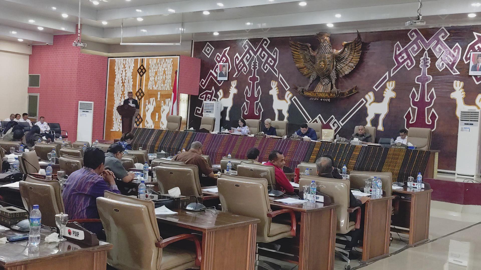 Fraksi-PAN-PKS-DPRD-Nilai-WTP-11-Kali-Pemprov-Belum-Sejalan-dengan-Penyelesaian-Kemiskinan.jpg