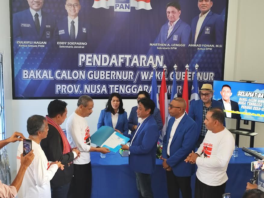 Pilgub NTT, Frans Aba Daftar Bakal Calon Gubernur di DPW PAN