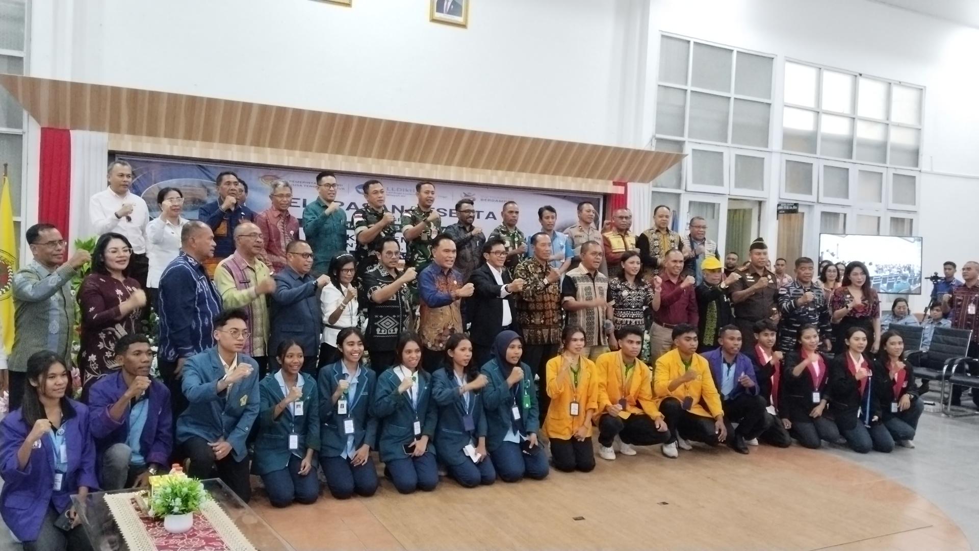Lepas KKN Gentaskin Batch II, Wamen Diktisaintek: Mahasiswa Harus Bawa Dampak Nyata bagi Desa - Pos-kupang.com