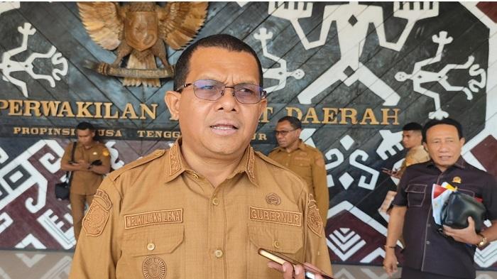 Gubernur-NTT-Melki-Laka-Lena-saat-diwawancarai-mengenai-polemik-kenaikan-pajak.jpg