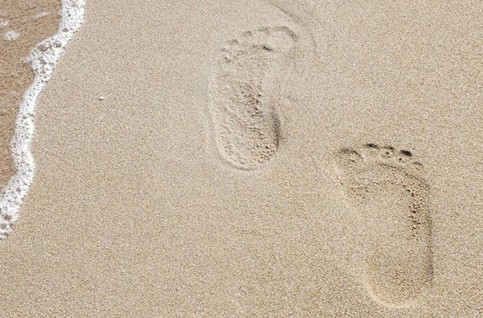 Cerpen: Menghapus Jejak