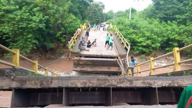 Jembatan-Nunpisa-putus.jpg