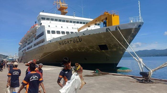 KAPAL-PELNI-KM-NGGAPULU.jpg