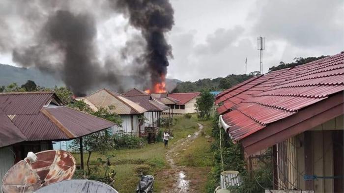KKB Papua yang Bakar Ruang Kelas dan Tembak Pesawat di Oksibil Sudah Lari ke Hutan