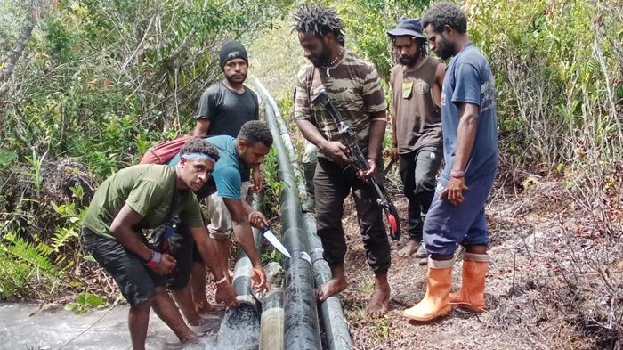 KKB Papua Target Fasilitas Umum Termasuk Merusak Pipa Air Bersih di Pegunungan Bintang