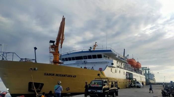 KM-Sabuk-Nusantara-49-segera-kembali-ke-Bima-NTB.jpg