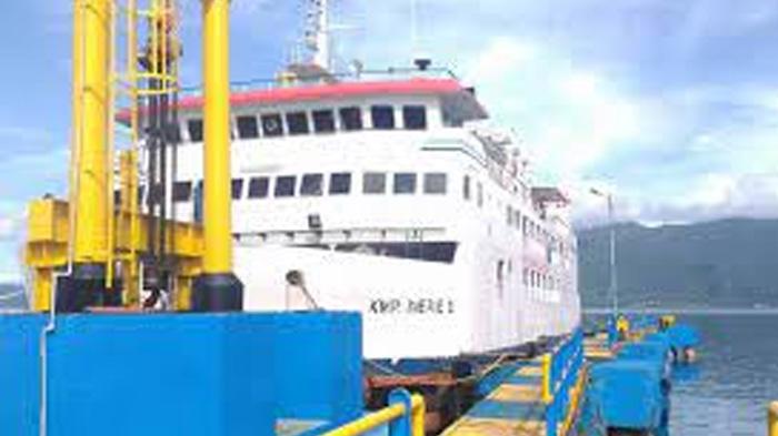 KMP-Inerie-II-siap-berlayar-Kupang-Larantuka.jpg