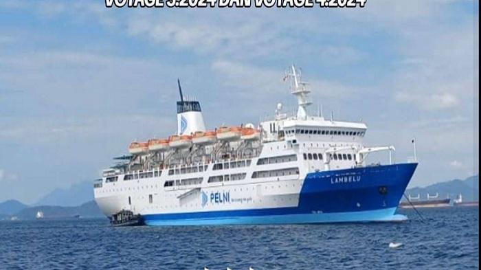 Kapal-Pelni-KM-Lambelu-usai-dock.jpg