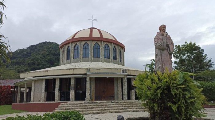 Kapela-di-pertapaan-Trappist-Lamanabi-di-Desa-Lamanabi-1.jpg