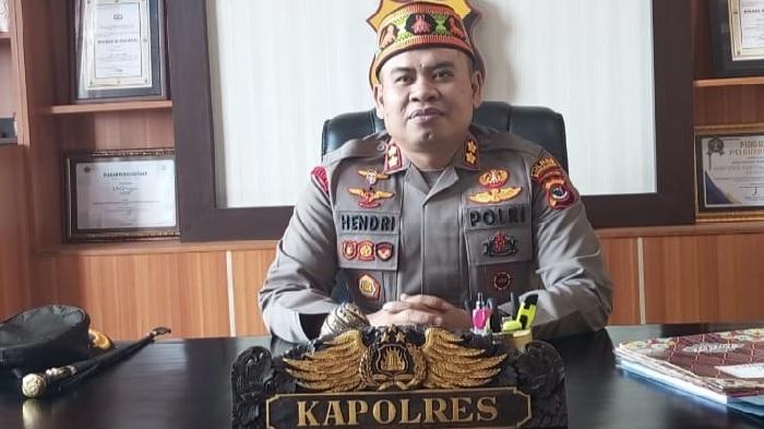 Kapolres-Manggarai-AKBP-Hendry-Syaputra-SIK.jpg