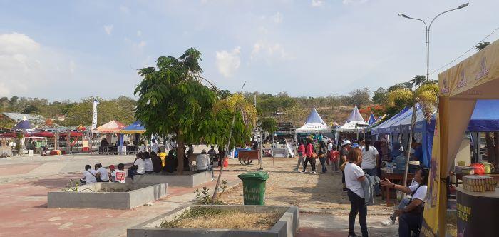 Pelaku UMKM Ketiban Rejeki di Event Jalan Santai Pos Kupang Rame Rame Bakumpul