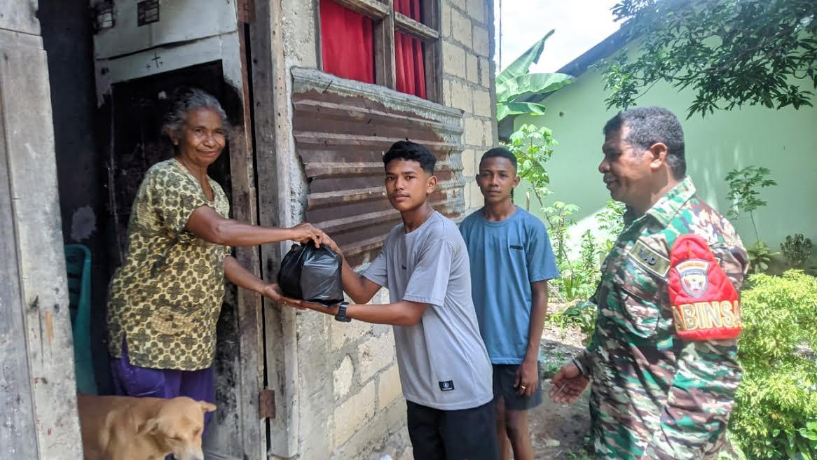 Kelompok Bersaudara Berbagi Berkah Natal, Santuni Anak Yatim dan Lansia