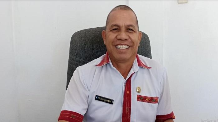 Pemkab Manggarai Timur Bantu Makanan dan Uang Tunai Bagi Belasan Keluarga Korban Kebakaran