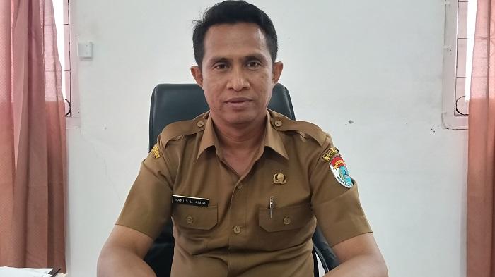 Kepala-Dinas-Transmigrasi-dan-Tenaga-Kerja-Sumba-Timur-Yanus-Amah-123.jpg
