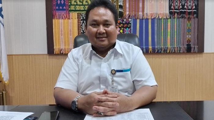 Kepala-Perum-Bulog-Kantor-Wilayah-NTT-Himawan-Nugraha.jpg