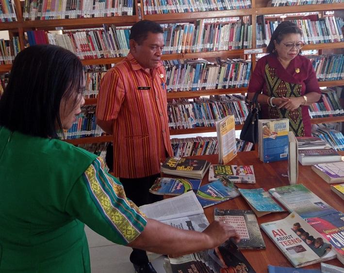 Kondisi-perpustakaan-daerah-Kabupaten-TTS-yang-rusak.jpg