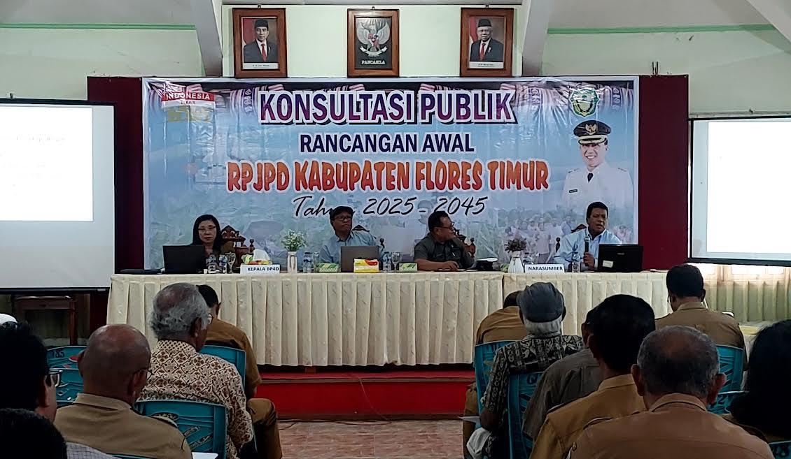 Budayawan Flores Timur Sentil Mobil Dinas Dipakai untuk Urusan Privat
