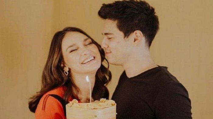 Baru Pacaran, Luna Maya dan Maxime Bouttier Bak Beri Kode Kepergok Bahas Seserahan Pernikahan