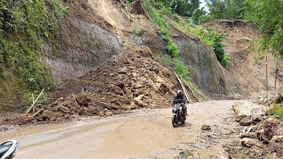 Longsor-terbaru-terjadi-pada-Selasa-18-Desember-2024-pagi.jpg