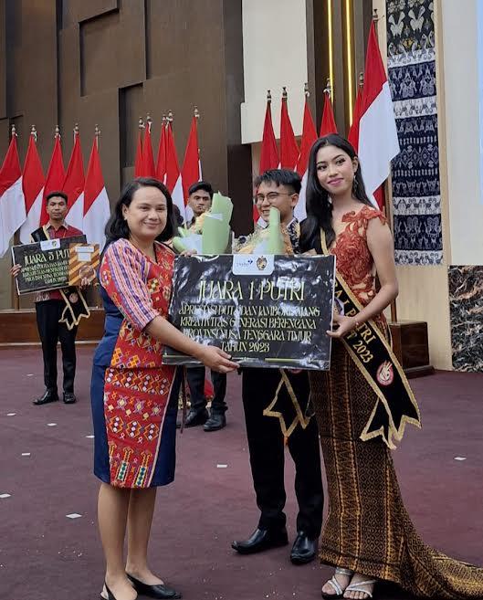 Luv-Tiara-C-Rodja-peraih-juara-satu-lomba-duta-genre-tingkat-Provinsi-NTT.jpg