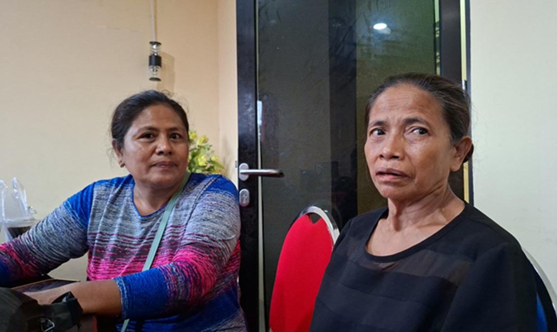 May-Nggiri-kanan-Ibu-kandung-dari-Dini-Lunga-Nani-PMI-yang-mendapat-penganiayaan-majika-n.jpg