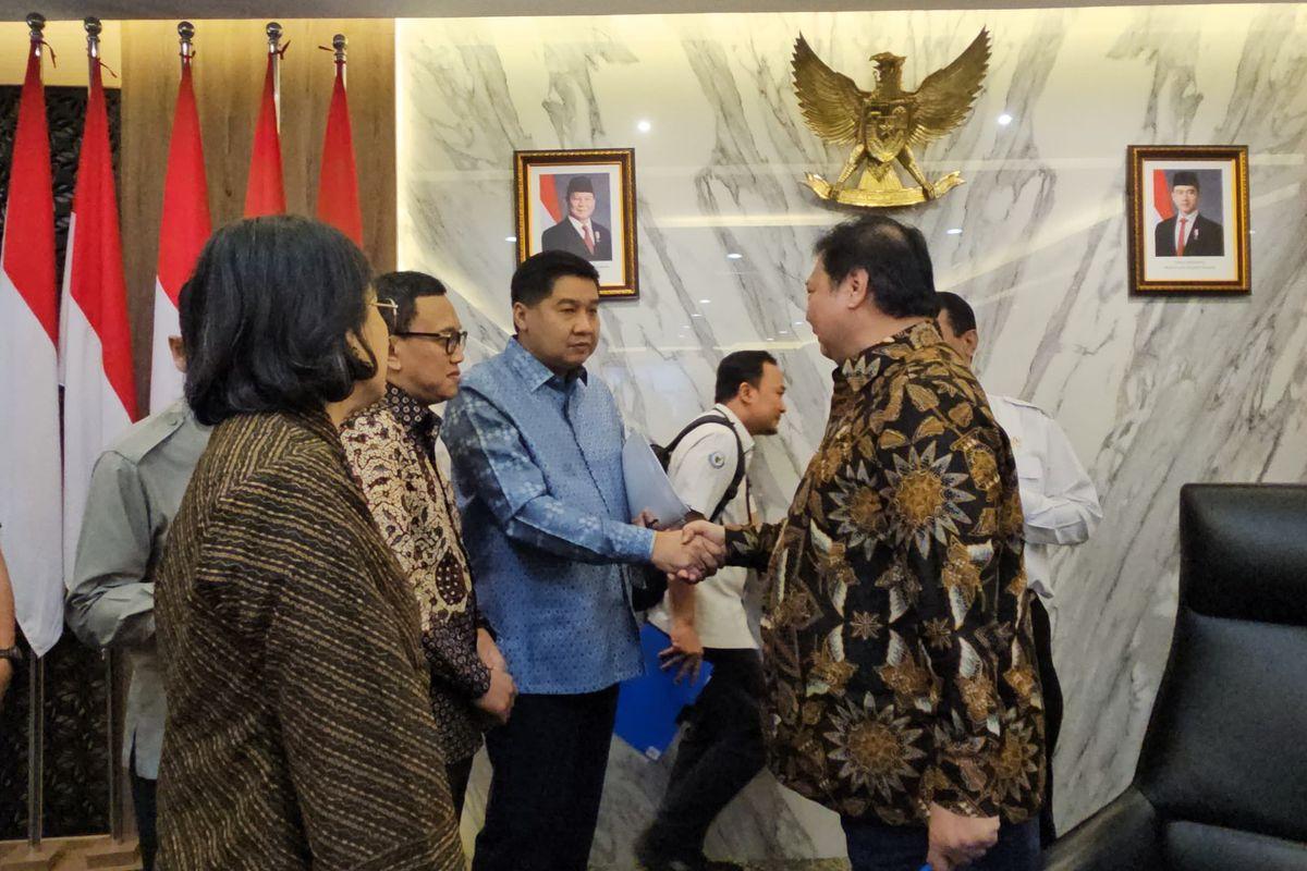 Menteri-PKP-Maruarar-Sirait-bersamalam-dengan-Menko-Perekonomian-Airlangga-Hartanto.jpg