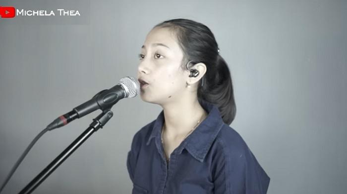 Michela-Tea-membawakan-lagu-Hidup-Ini-Adalah-Kesempatan.jpg