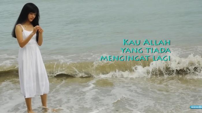 Natashia-Nikita-membawakan-lagu-rohani-Kristen-Seputih-Bulu-Domba.jpg