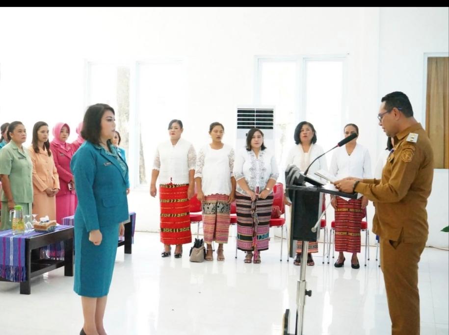 Momen Hari Kartini, Lidwina Viviana Lay Dikukuhkan sebagai Bunda Literasi Belu