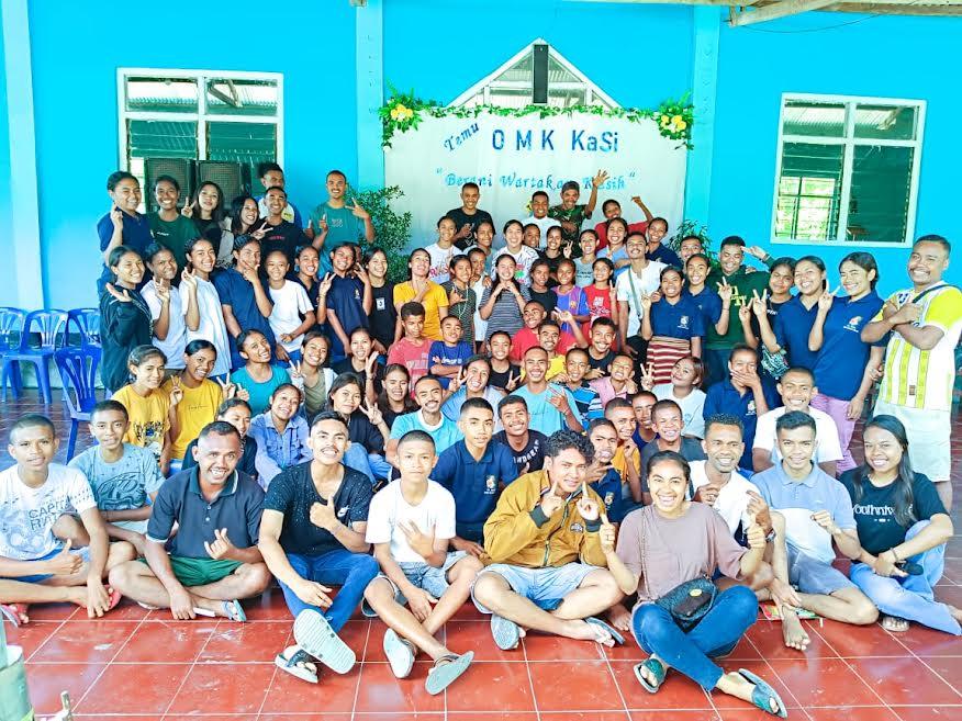 Bangun Jalinan Kasih dan Iman, OMK Kaniti Sambangi OMK Siolais