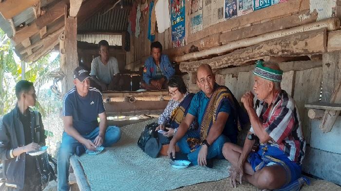 Bertemu Bacagub NTT Orias Moedak, Warga Kampung Labo, Sumba Barat Daya Minta Meteran Listrik