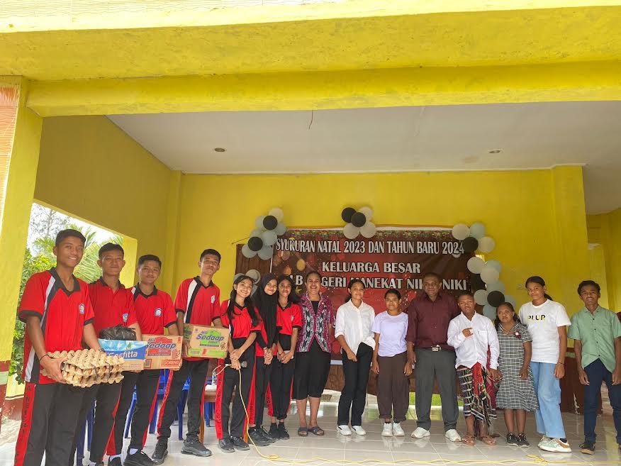 Jalin Persahabatan, Osis SMAN 1 Soe Bersilahturahmi ke SLB Manekat Niki-Niki