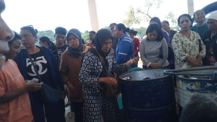 Operasi Pasar Berlanjut, Disperdagind Belu Salurkan 5 Ton Mitan untuk 500 KK di Atambua Selatan - Pos-kupang.com