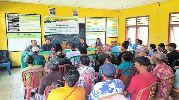 Warga Golo Bilas Terima Kompensasi Lahan di Jalur Transmisi 70 kV PLTMG Flores-GI Labuan Bajo