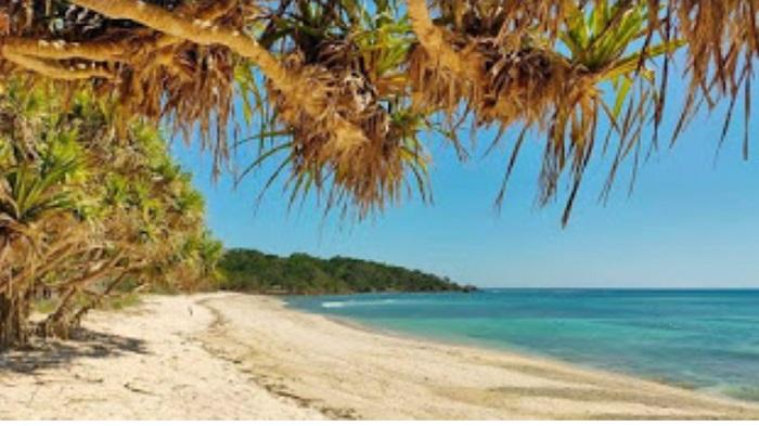 Pantai-Medo-Semau-Utara-Kabupaten-Kupang.jpg